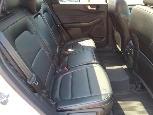 Used 2022 Ford Escape SEL AWD/4WD image 18