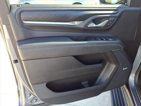 Used 2023 GMC Yukon Denali Ultimate image 26