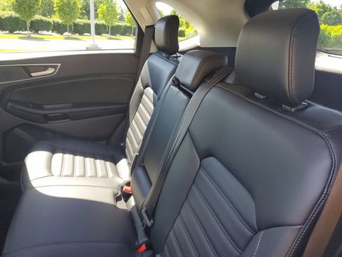 Used 2024 Ford Edge SEL w/ Convenience Package AWD/4WD image 29