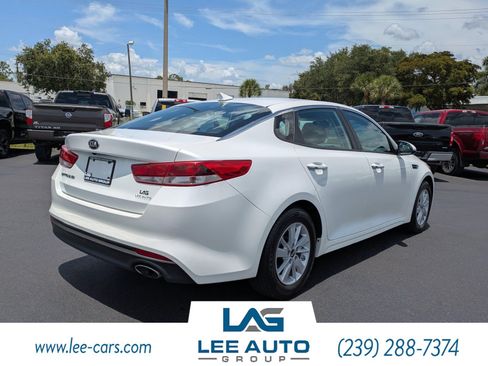 Used 2016 Kia Optima LX FWD image 3