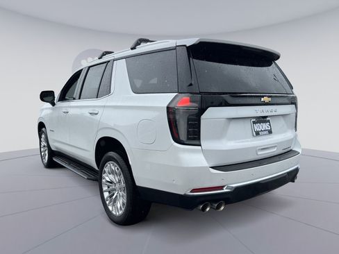 Used 2025 Chevrolet Tahoe Premier AWD/4WD image 4