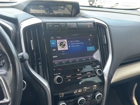 Used 2019 Subaru Ascent Limited w/ Popular Package #3 AWD/4WD image 11