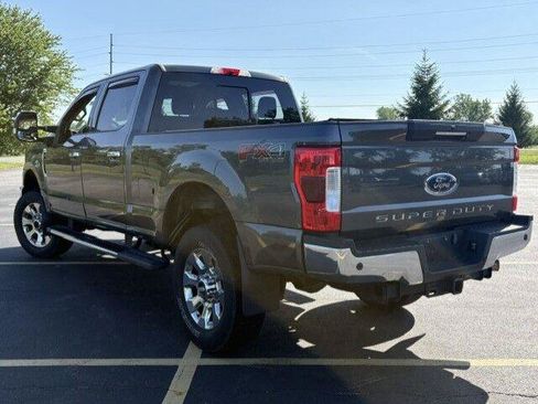 Used 2019 Ford F250 Lariat w/ Lariat Ultimate Package AWD/4WD image 9