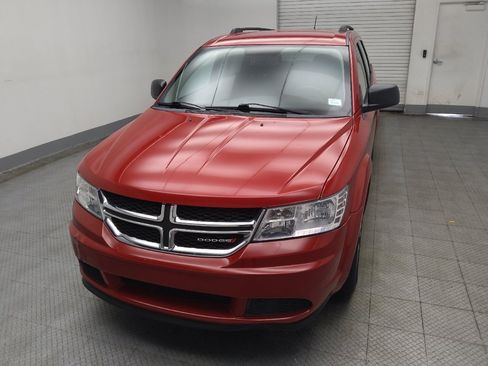 Used 2017 Dodge Journey SE w/ Flexible Seating Group FWD image 15