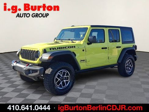 Used 2024 Jeep Wrangler Unlimited Rubicon image 3