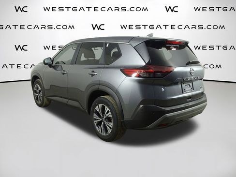 Used 2023 Nissan Rogue SV image 5