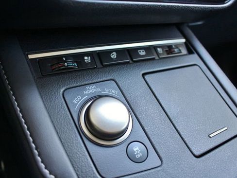 Used 2017 Lexus ES 350 image 25