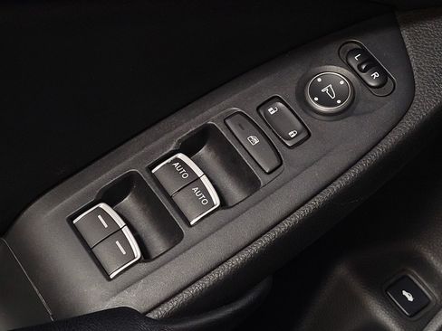 Used 2018 Honda Accord LX image 27