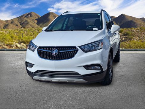 Used 2019 Buick Encore Sport Touring w/ Safety Package image 2