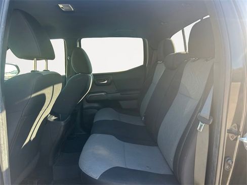 Used 2023 Toyota Tacoma TRD Sport image 13