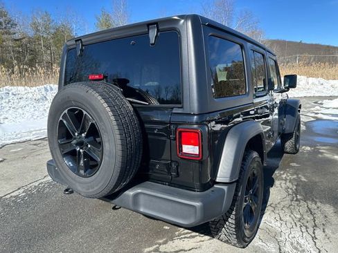 Used 2021 Jeep Wrangler Unlimited Sport image 5