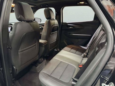 Used 2021 Chevrolet TrailBlazer RS w/ Sun and Liftgate Package FWD image 32