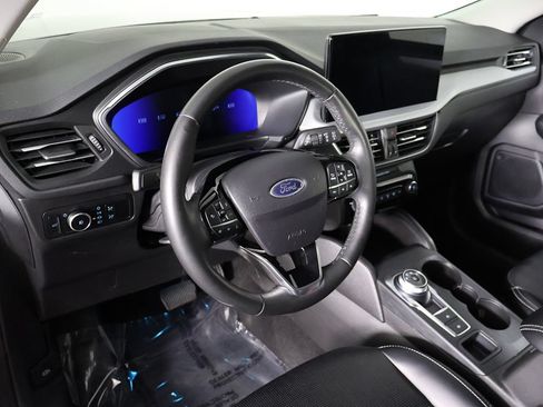 Used 2024 Ford Escape Platinum AWD/4WD image 27