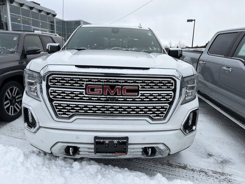 Used 2022 GMC Sierra 1500 Denali w/ Denali Premium Package image 3