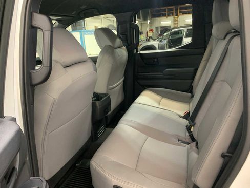 Used 2024 Toyota Tacoma SR5 image 10