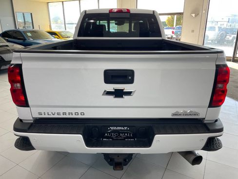 Used 2019 Chevrolet Silverado 2500 High Country image 6