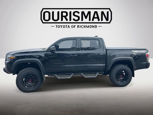 Used 2023 Toyota Tacoma TRD Off-Road w/ Advanced Technology Package image 11