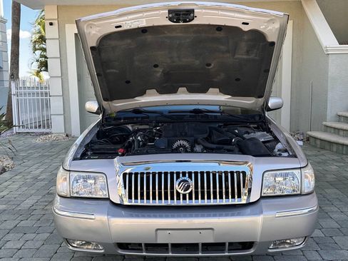 Used 2008 Mercury Grand Marquis LS image 45