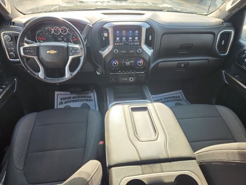 Used 2021 Chevrolet Silverado 2500 LT w/ Convenience Package image 24