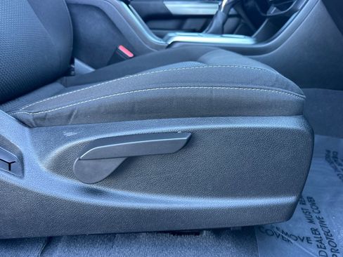 Used 2022 Chevrolet Colorado LT image 21