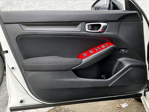 Used 2024 Honda Civic Sport image 25