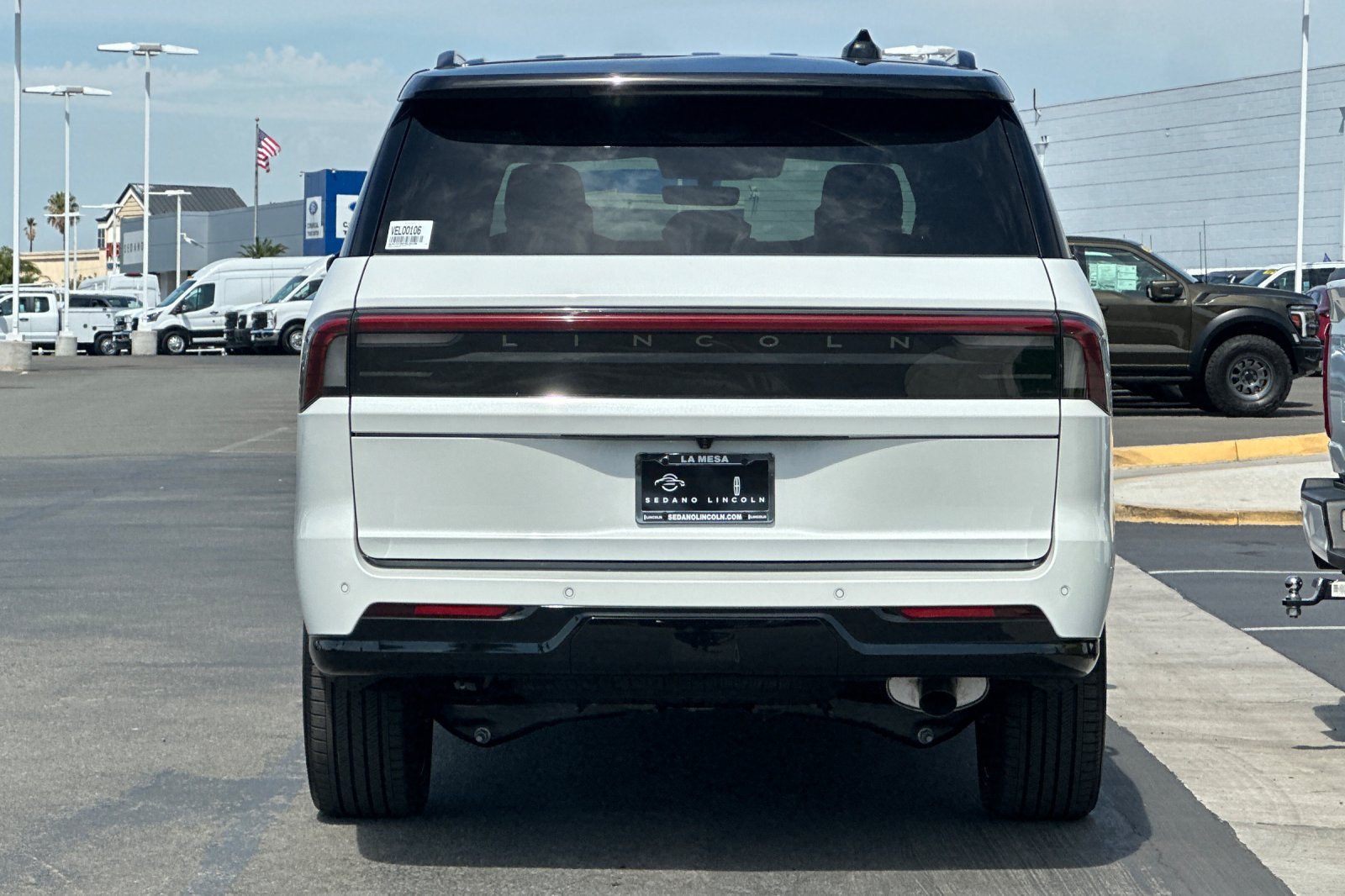 New 2027 Lincoln Navigator L Black Label AWD/4WD image 4