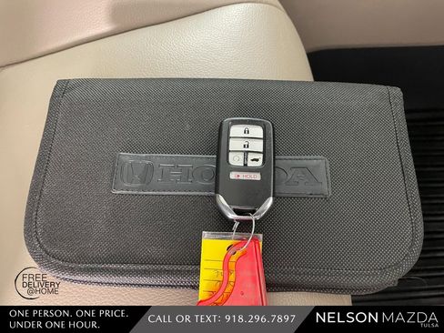 Used 2017 Honda Pilot Touring image 57