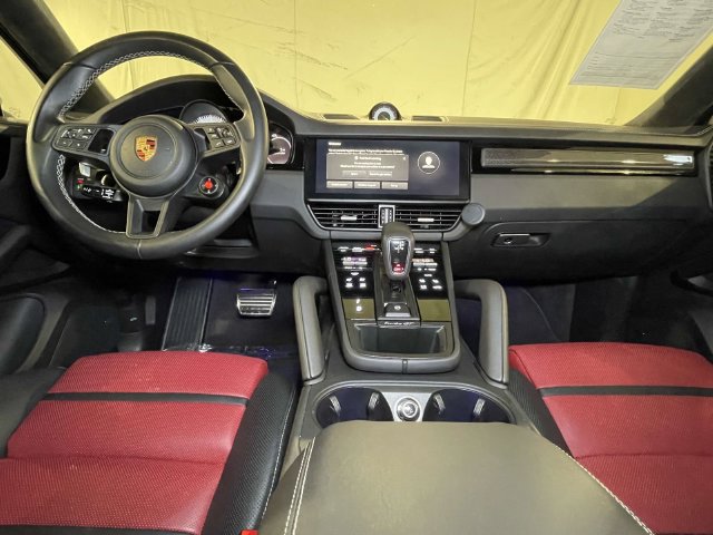 Certified 2023 Porsche Cayenne Turbo GT AWD/4WD image 24