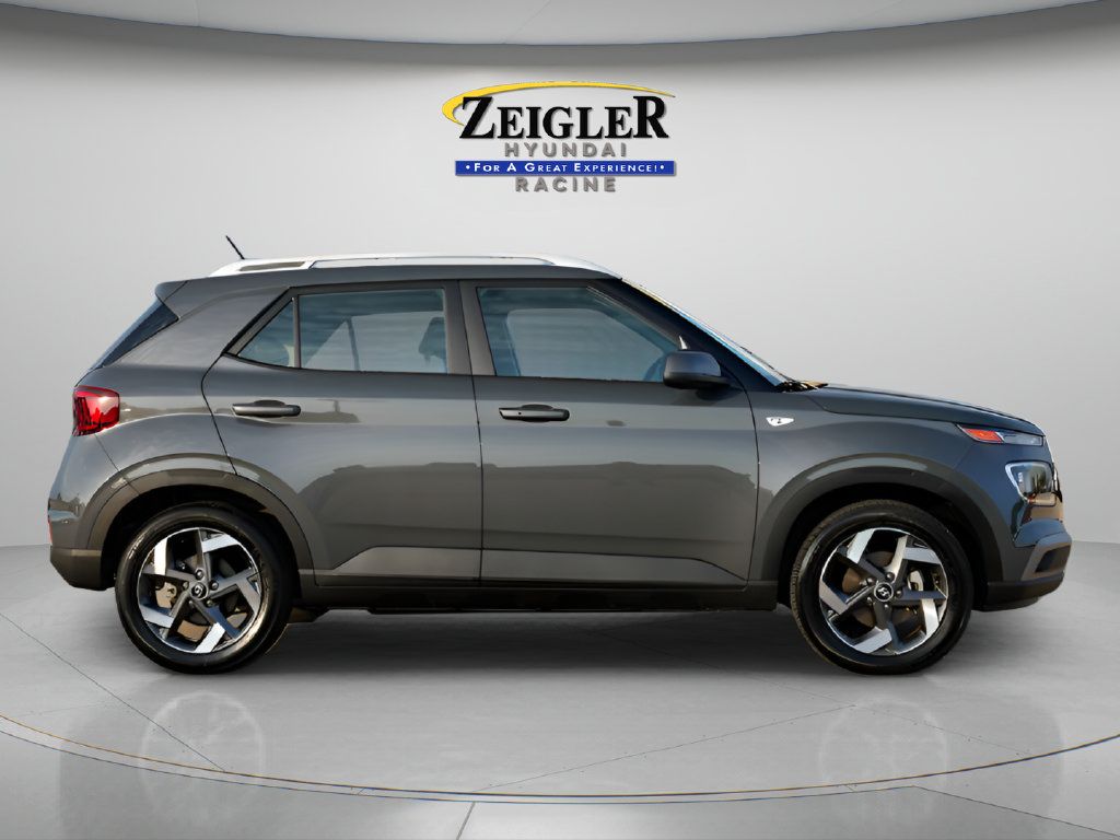 Certified 2026 Hyundai Venue SEL FWD image 8