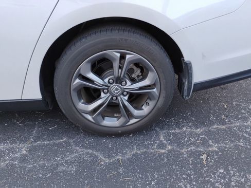 Used 2023 Honda Accord EX image 11