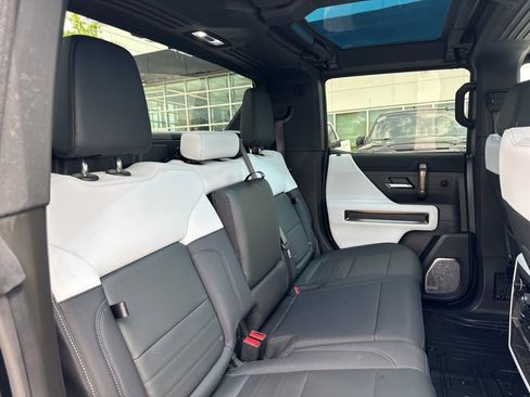 Used 2025 GMC Hummer EV 3X w/ Battery Pack, 24 Module Pack AWD/4WD image 21