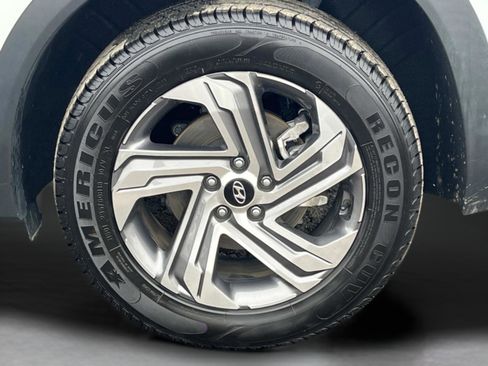 Used 2023 Hyundai Santa Fe SEL image 11