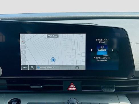 Used 2025 Hyundai Elantra Limited FWD image 13