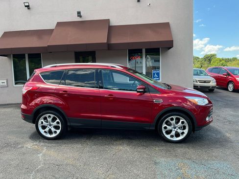 Used 2014 Ford Escape Titanium AWD/4WD image 5