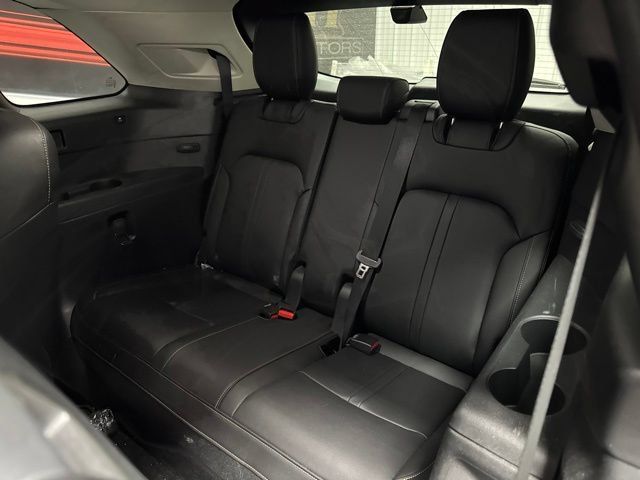 Used 2024 MAZDA CX-90 3.3 Turbo w/ Preferred Plus AWD/4WD image 13