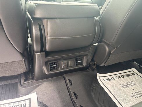 Used 2020 Chevrolet Silverado 1500 LT w/ All-Star Edition image 23