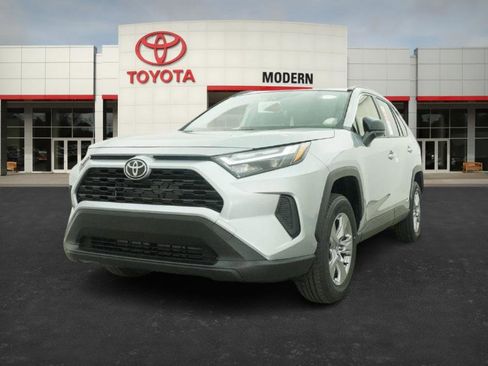 New 2025 Toyota RAV4 LE image 4