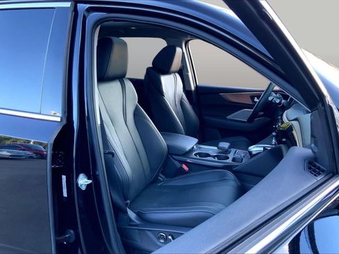 Used 2022 Acura MDX SH-AWD w/ Technology Package image 9
