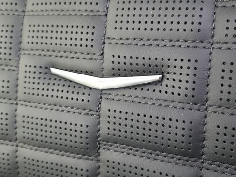 New 2026 Cadillac Escalade ESV V image 18