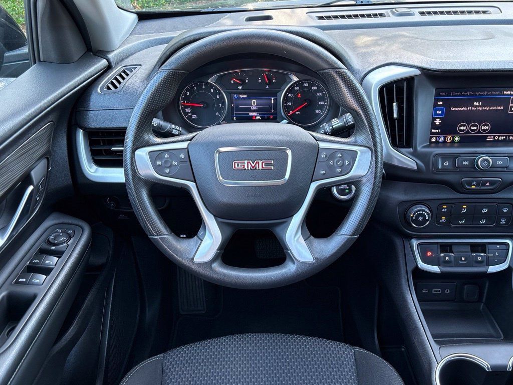Used 2024 GMC Terrain SLE FWD image 33