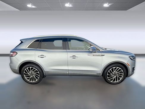 Used 2020 Lincoln Nautilus Reserve FWD image 8