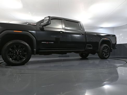 Used 2024 GMC Sierra 2500 AT4 w/ AT4 Preferred Package AWD/4WD image 64