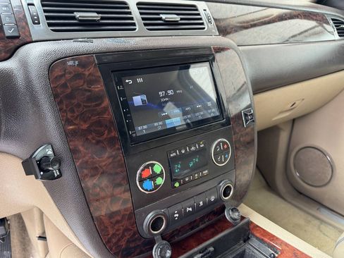 Used 2007 GMC Yukon XL Denali AWD/4WD image 20