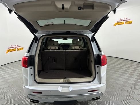 Used 2017 GMC Acadia Denali w/ Technology Package AWD/4WD image 5