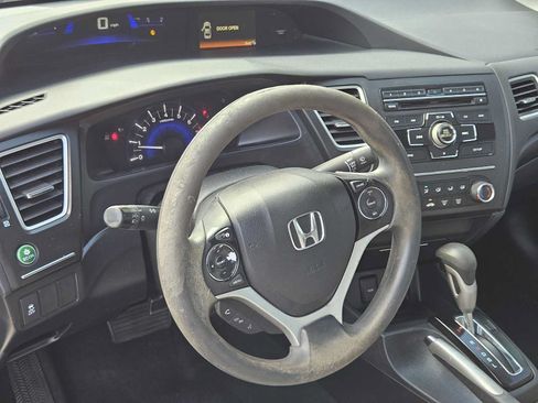 Used 2014 Honda Civic LX image 2