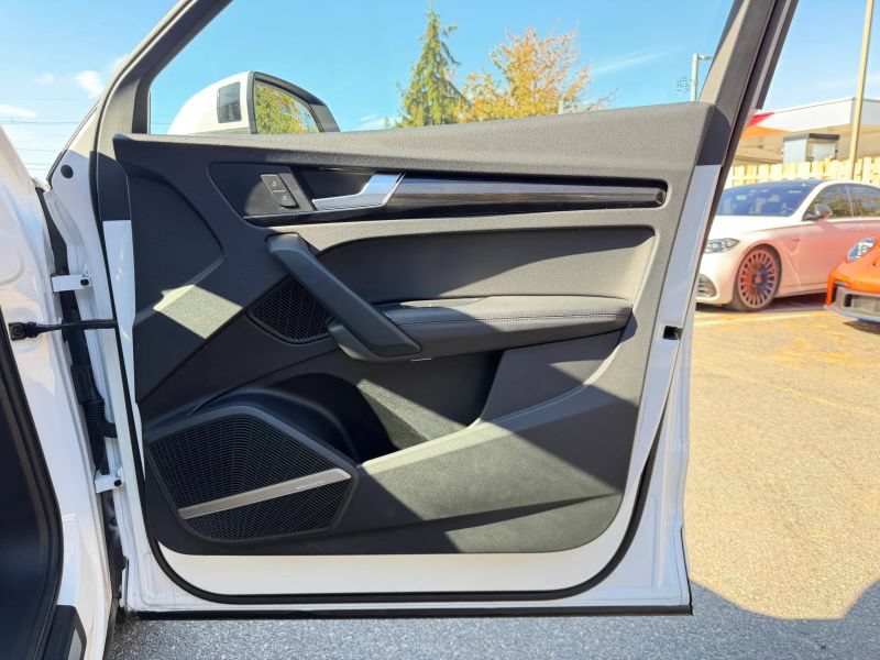 Used 2019 Audi Q5 Prestige AWD/4WD image 30