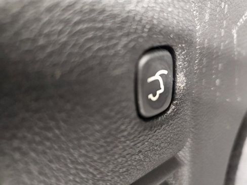 Certified 2021 Jeep Grand Cherokee Limited w/ Luxury Group II image 30