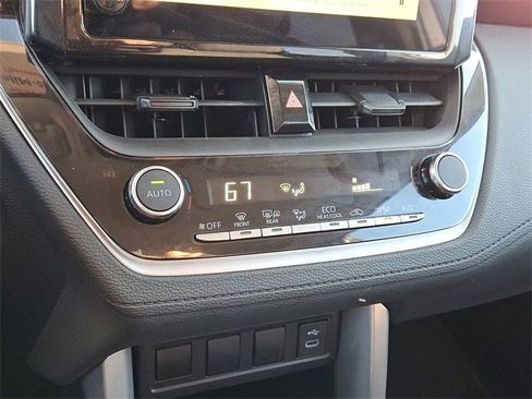 Certified 2023 Toyota Corolla Cross LE image 15