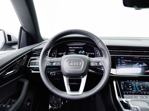 Certified 2025 Audi Q8 Premium Plus w/ Premium Plus Package AWD/4WD image 13