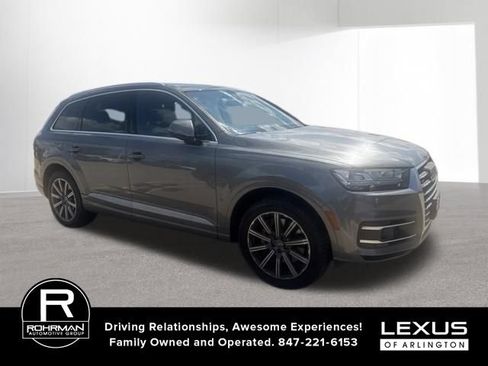 Used 2017 Audi Q7 3.0T Prestige AWD/4WD image 2